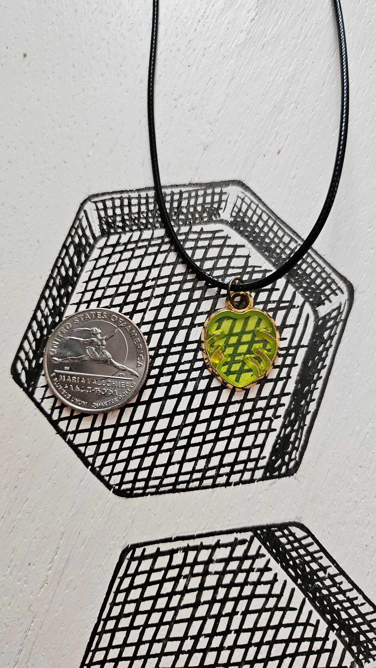 Small Monstera Leaf Shaped Pendant (Made with Resin)