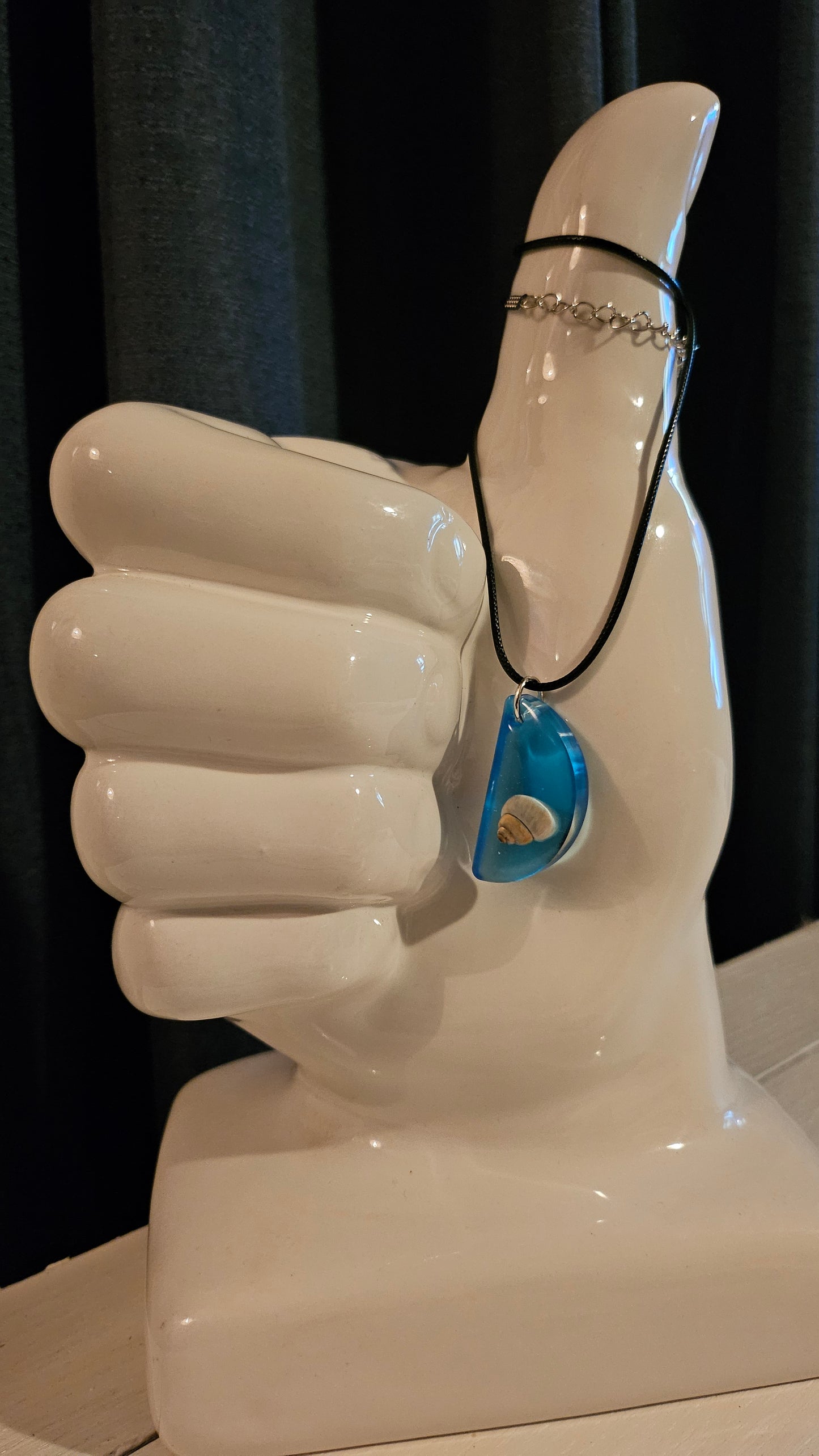Semicircle Shell Pendant (Handmade with Resin)