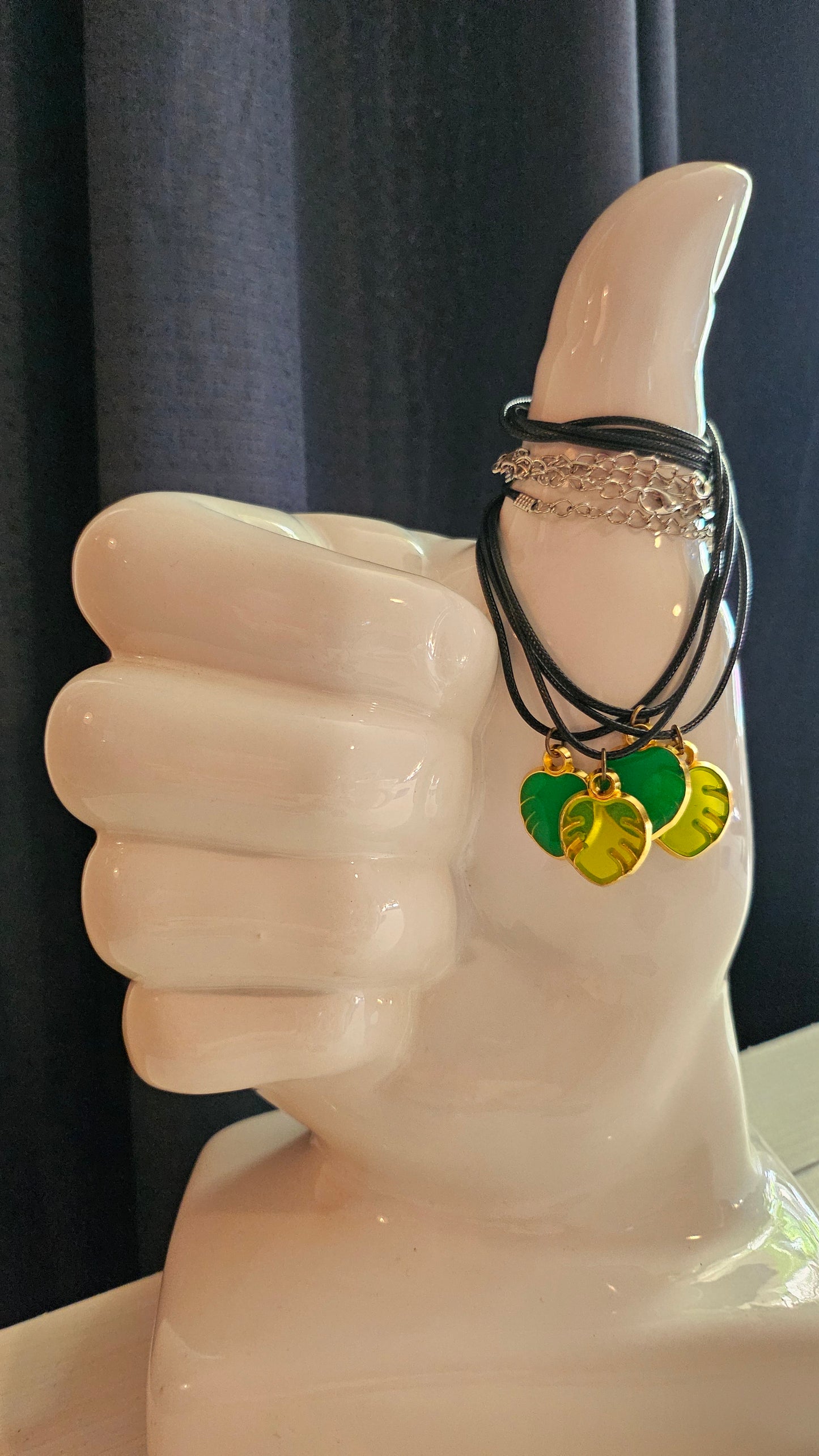 Small Monstera Leaf Shaped Pendant (Made with Resin)