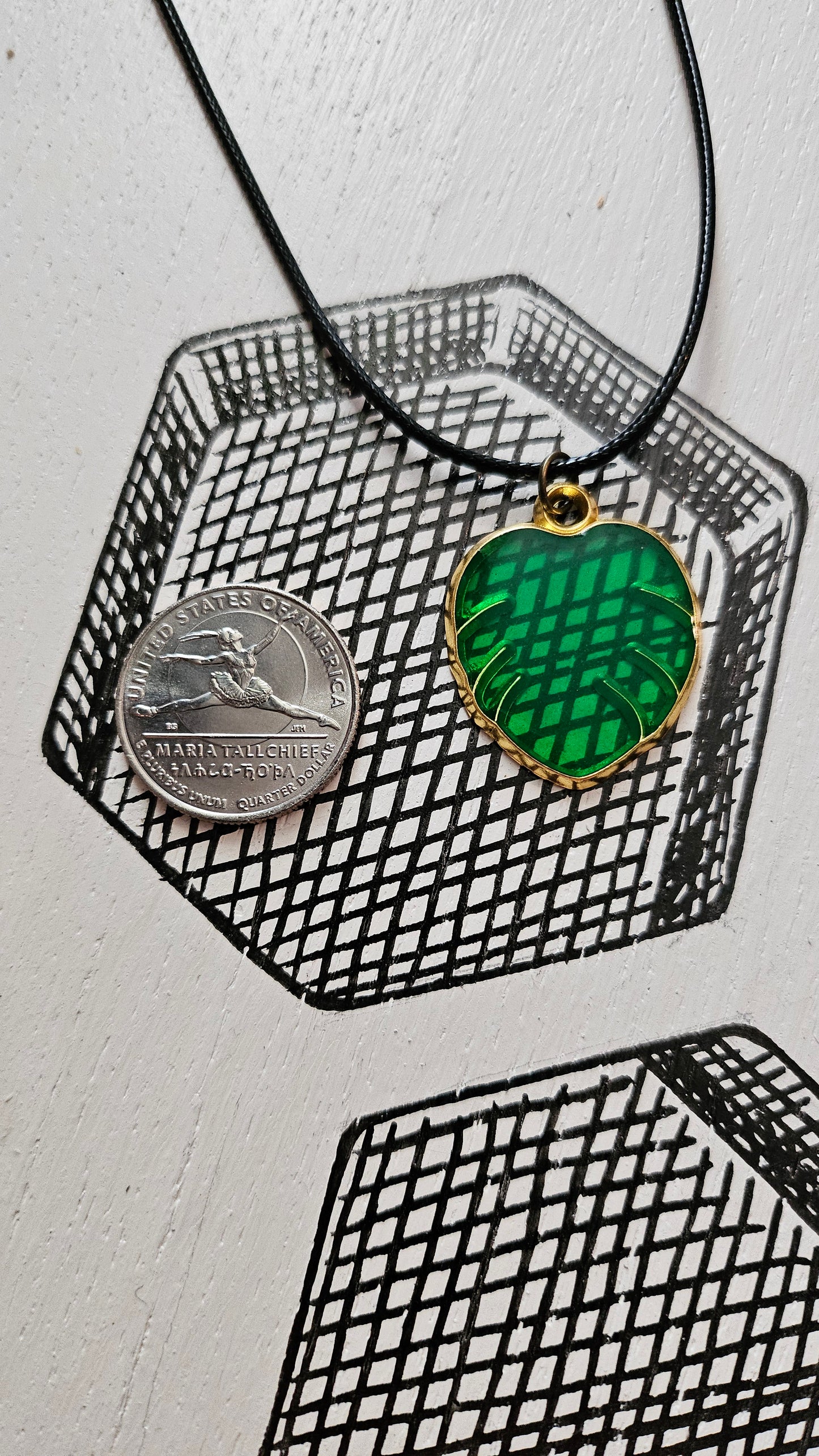Monstera Leaf Shaped Pendant (Made with Resin)