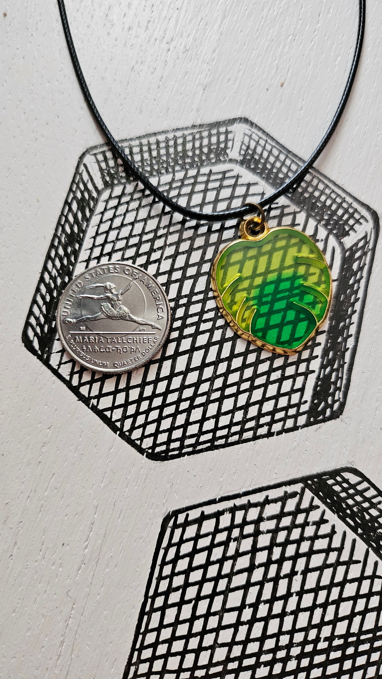 Monstera Leaf Shaped Pendant (Made with Resin)